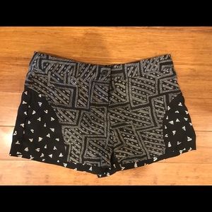 Urban Outfitters b&w printed shorts